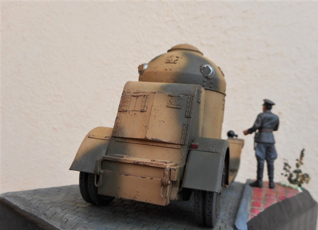 Vickers Crossley  (4)