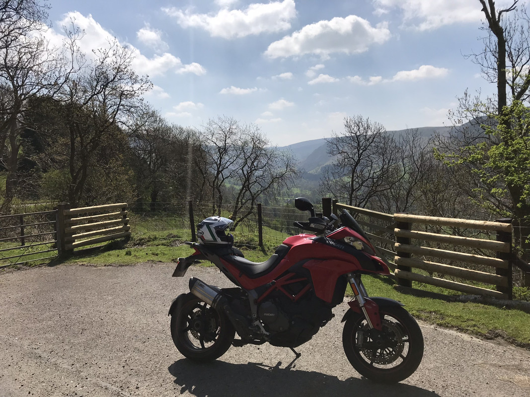 40B88AEF-F76B-46D5-97BA-0F3832B7197F