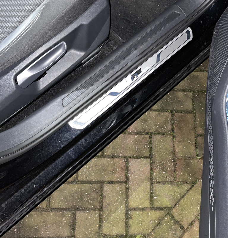 65BE894A-3F4A-4B91-AA8E-3E5A02393853