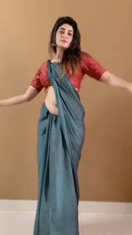 [Image: Serial-actress-nimi-navel-show-mp4-snaps...25-496.jpg]