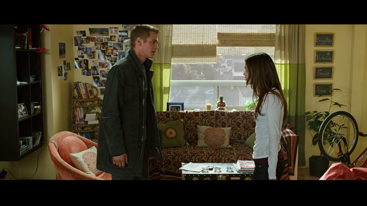 vlcsnap-2024-08-19-19h22m47s789