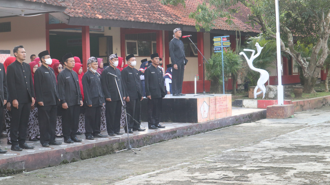 IMG-2074