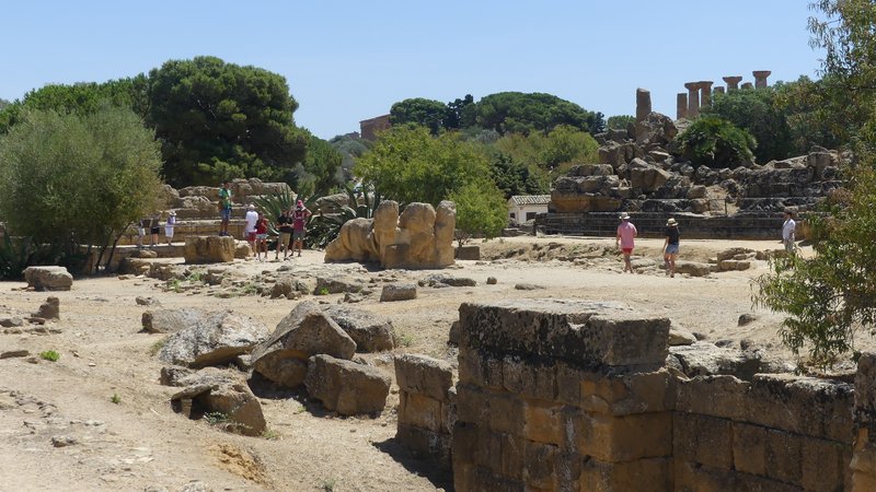 Sicilia y Eolias: 14 dias en coche - Blogs de Italia - Dia 5. Valle de los templos (Agrigento), Piazza Armerina y Caltagirone (3)