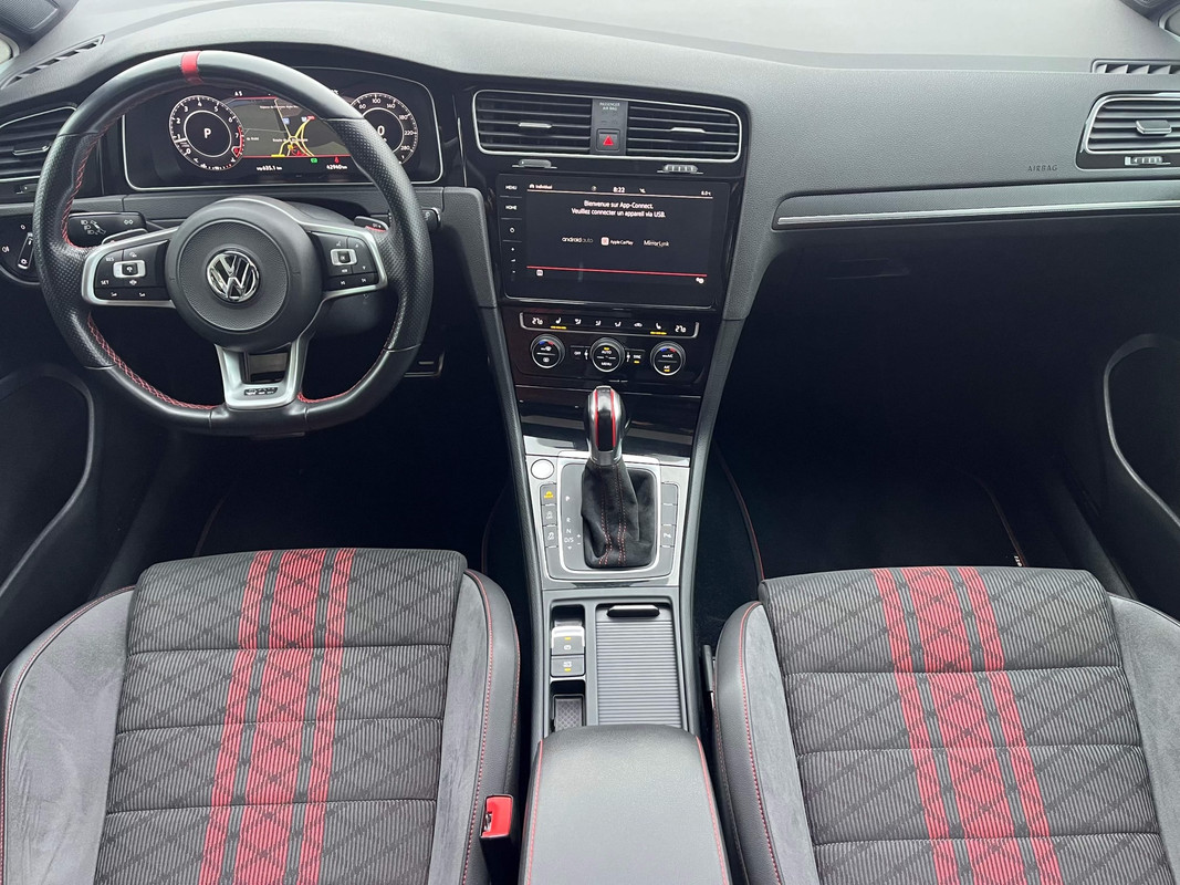 93866D8A-3591-43F4-AE5F-09955A3393B1