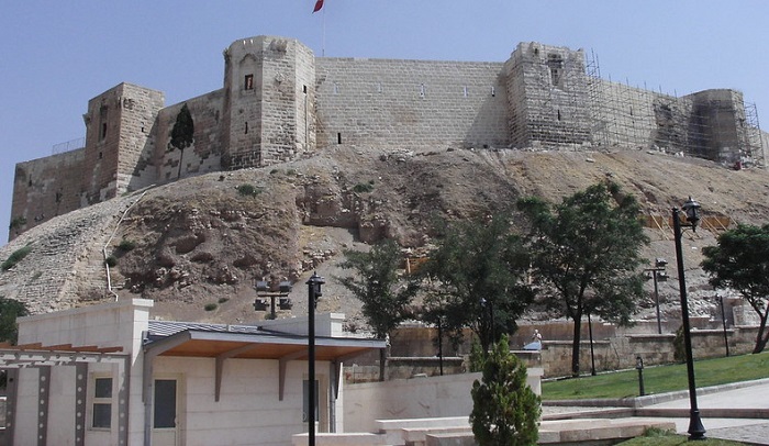 Kastil Gaziantep di Turki. Gempa bumi yang melanda Turki dan Suriah pada Senin (6/2/2023) dini hari telah merusak Kastil Gaziantep, sebuah situs bersejarah dan objek wisata di tenggara Turki.