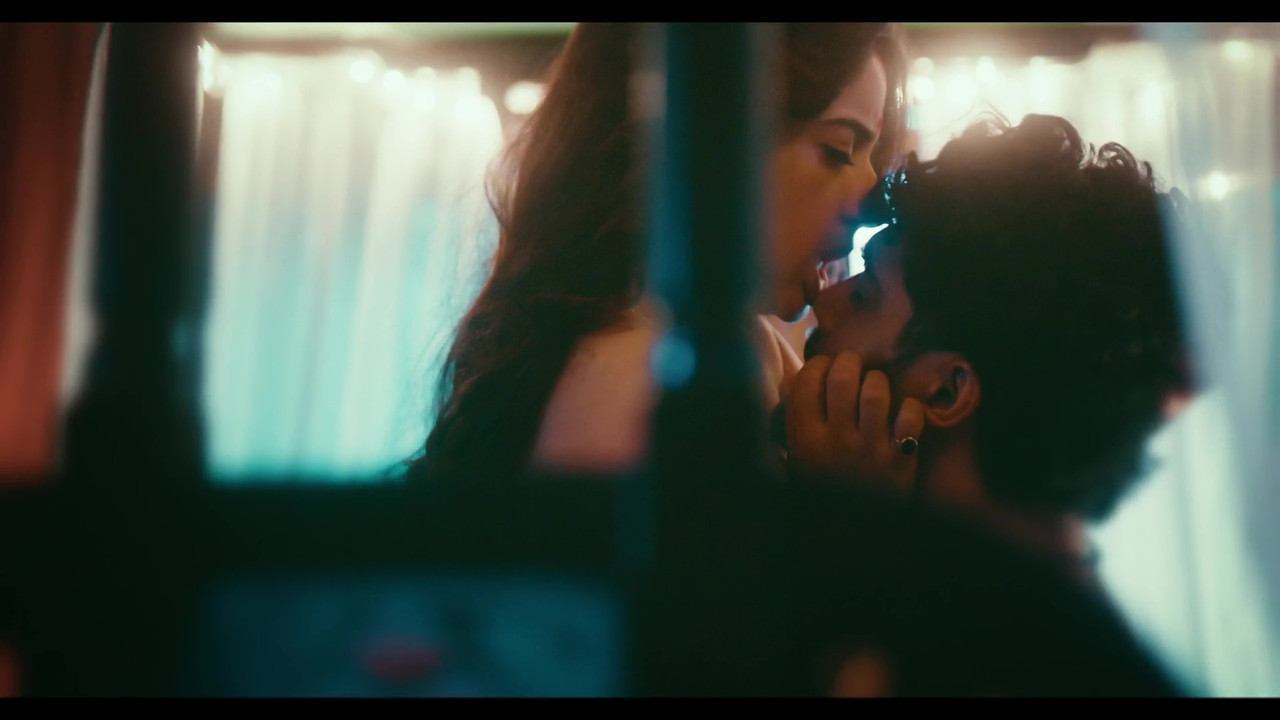 vlcsnap-2025-04-16-23h11m47s221