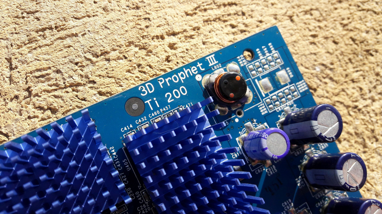 Hercules-GF3Ti200-022