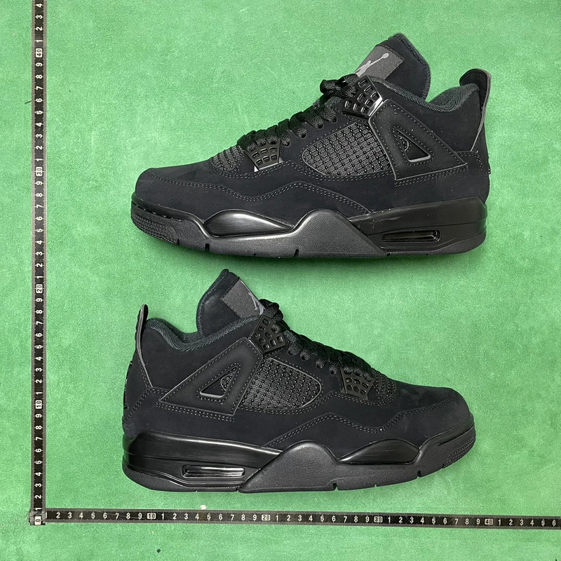 Air Jordan 4