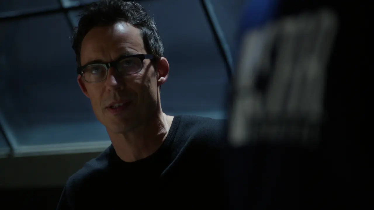 The.Flash.S01E01.Una.citta.di.eroi.1080p.BDRip.ITA.ENG.AC3.FLAC.x264-BlackBit[screenshot 5]