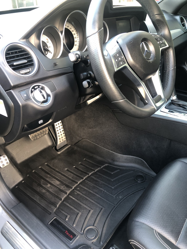 AEAD6404-DF8F-4F7F-A016-41AD62A0D5DA