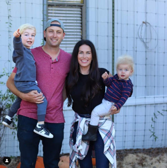 Lock Samples, el niño que sufre el extraño síndrome del cabello impeinable