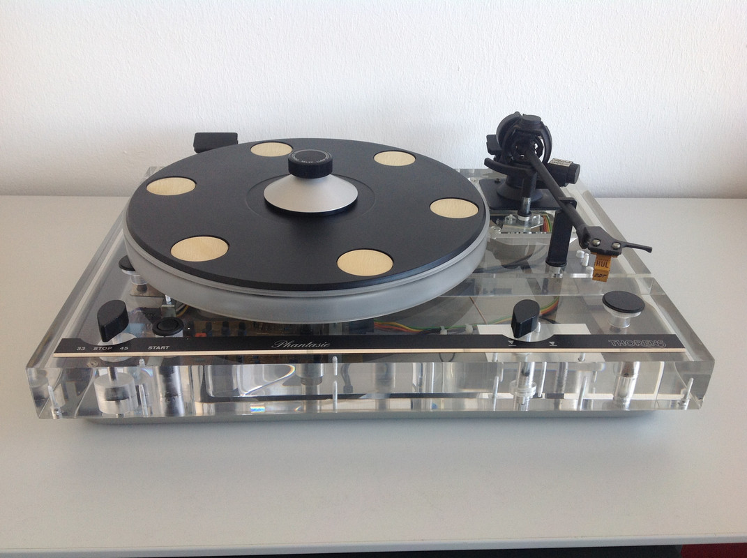 F083DB8E-1F2E-45CC-A09C-721D0FAFDC50