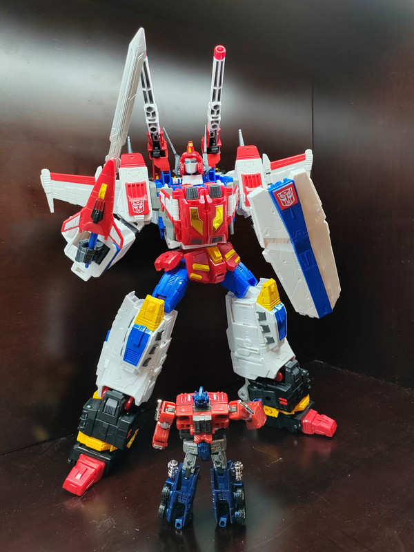 02-HasLab-Victory-Saber-In-Hand-Images