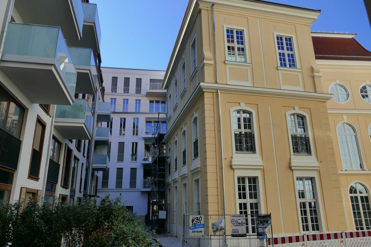 Bild: https://i.postimg.cc/CKfs5YSM/P1310026.jpg