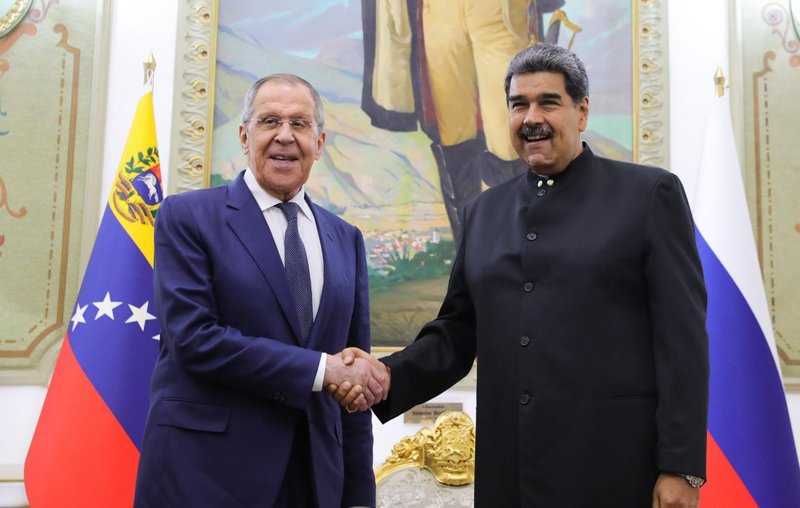 El ministro de Relaciones Exteriores de Rusia, Sergei Lavrov y el Presidente Nicolás Maduro Sergei Lavrov y Nicolás Maduro