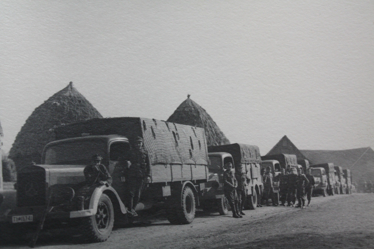 technische Aufnahmen WKII - Panzer, Motorräder, 