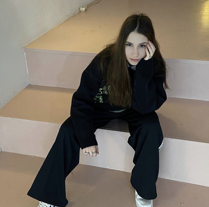 0DB6B3A9-DAB7-44A5-9577-54DEA3D73E51