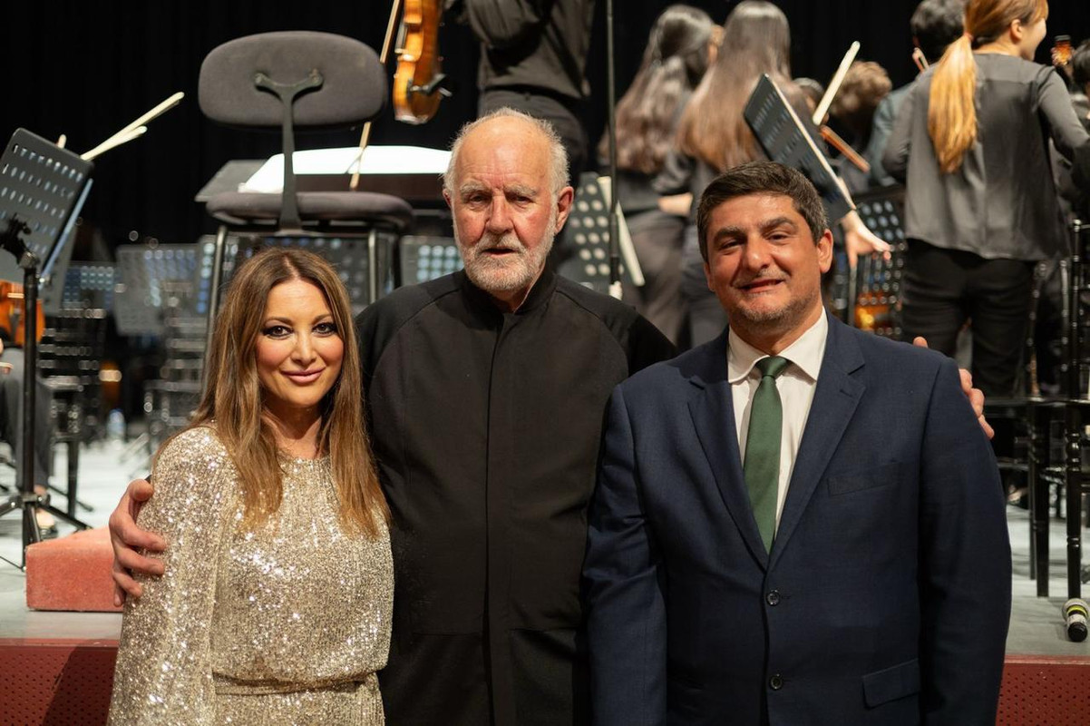 e735407a-211d-43d9-9a4c-22aff05f3d5d