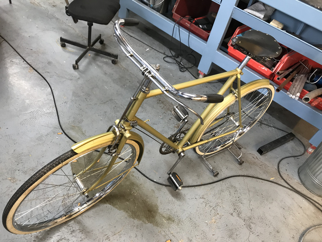 B5A97715-3636-409E-98DD-A10B0AFB3EB7