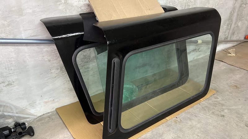 B72B0AFC-BE50-44E1-B959-43C80902E60F