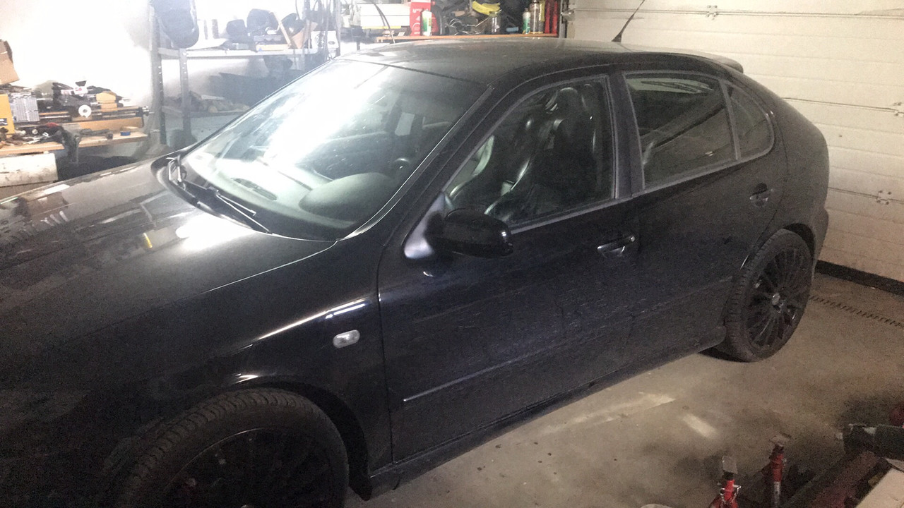 DDAB98A7-414A-4078-998B-5452D14082DE