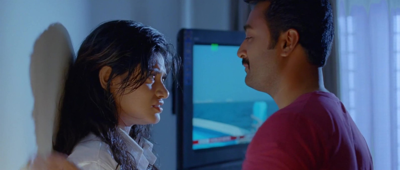 Oviya in Pulivaal[2014] Itunes rip.mkv_20210424_114307.512