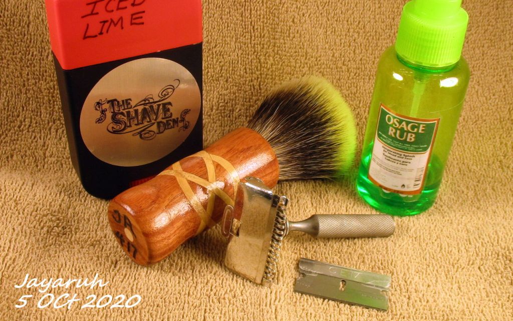 [Image: sos201005.jpg]