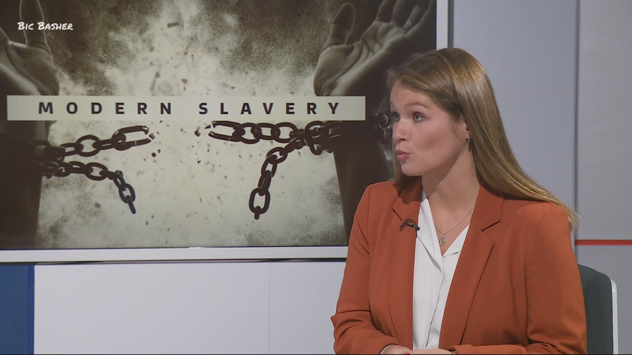 09.23 - 18.00.00 - ITV News West Country. Breaking news and current s....ts_snapshot_12.18.551