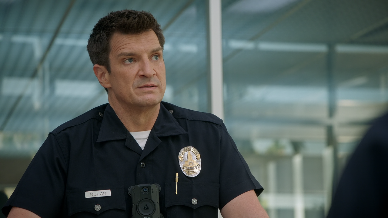 The.Rookie.S04E07.Fire.Fight.1080p.10bit.AMZN.WEB-DL.DDP5.1.HEVC-Vyndros.mkv_snapshot_11.11_[2021.11