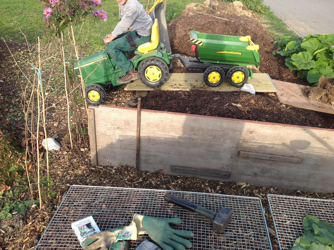 Kompostmiete Aus Drei mach Eins 2.Okt. 2015 (15)