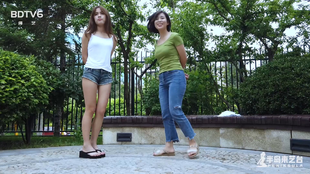半岛束艺 葡萄雪碧简约捆绑小区休闲.mp4_20200705_135029.353