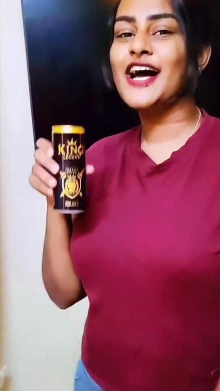 desi girl bouncing tits in red tshirt.mp4_snapshot_00.50.577