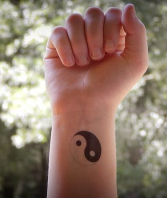 yin_yang_small_tattoo (2)
