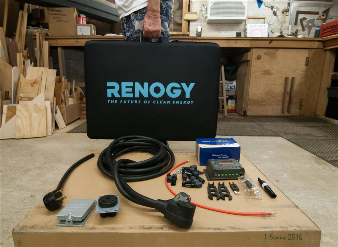 DSC_4665 Vann holding panel, accessories 6-12-16 (Medium) (Large