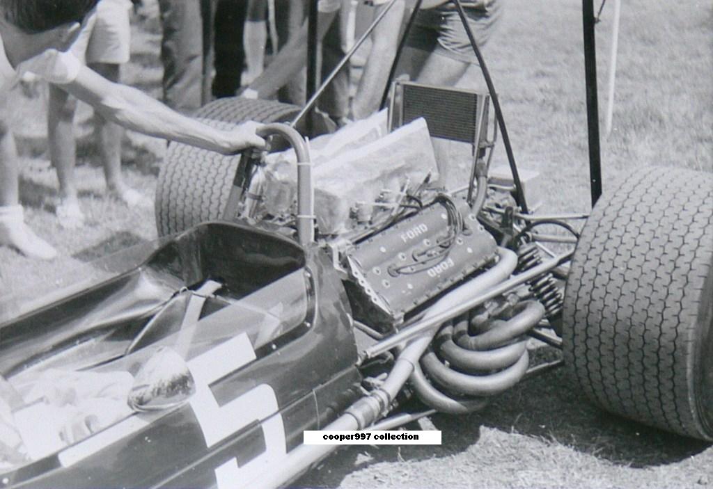 1969-Sandown-Williams-Courage-Brabham-TN