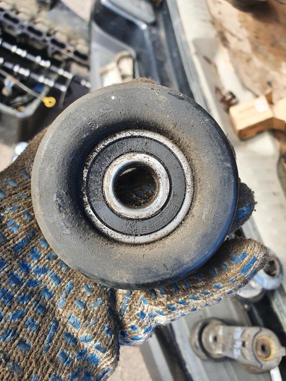 Обводной ролик