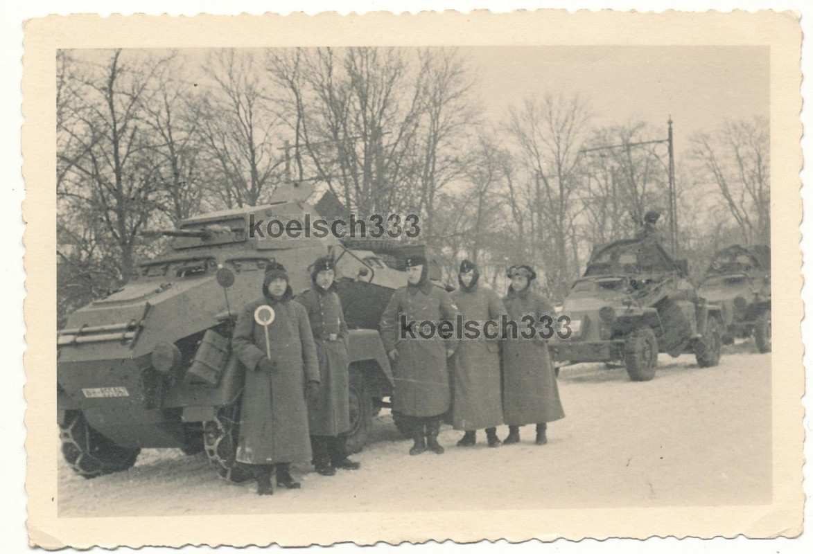 Panzerspähwagen 4 & 8 Rad Panzer Panzermänner 18