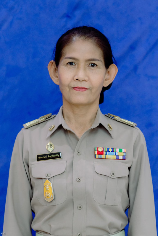 รองผู้อำนวยการ