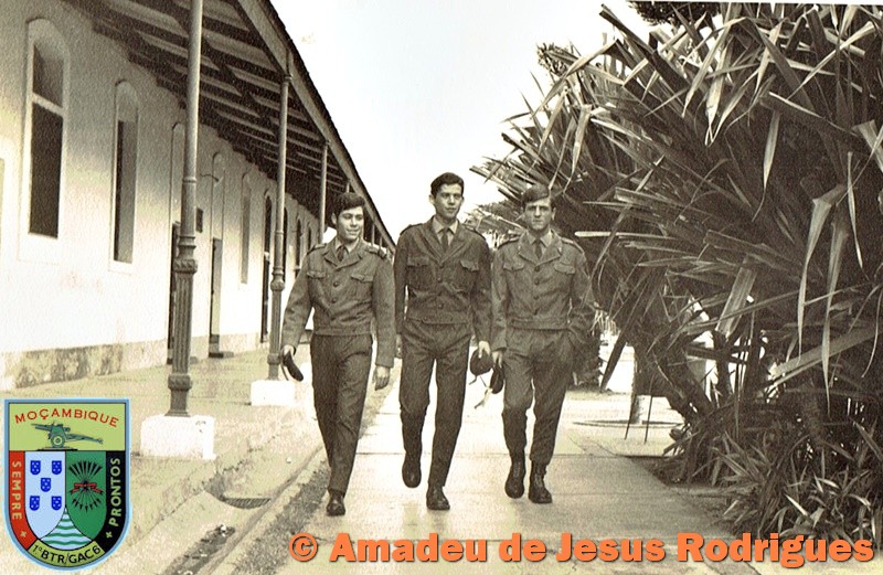 Em-Louren-o-Marques-com-amigos