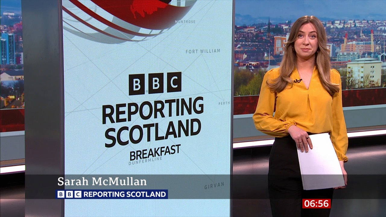 04.02 - 06.50.00 - Breakfast. The BBC's Breakfast programme features ....ts_snapshot_06.28.033