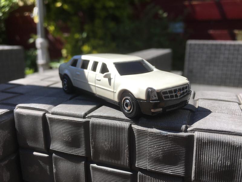 039571E0-813A-44CC-A2F7-18F13C2EE8BA