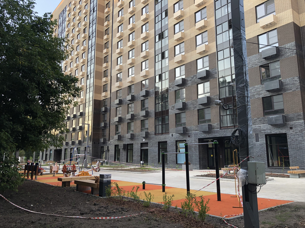 CA2BF2F4-F1A3-46B4-8E4A-F95B27F847D4