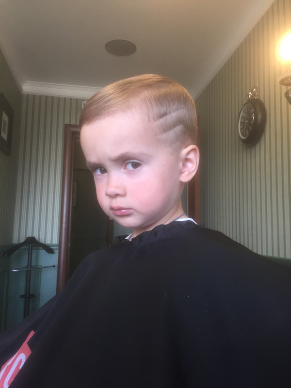 A1A5A16F-EBA5-4F2A-B9C7-61358F3BBBC4