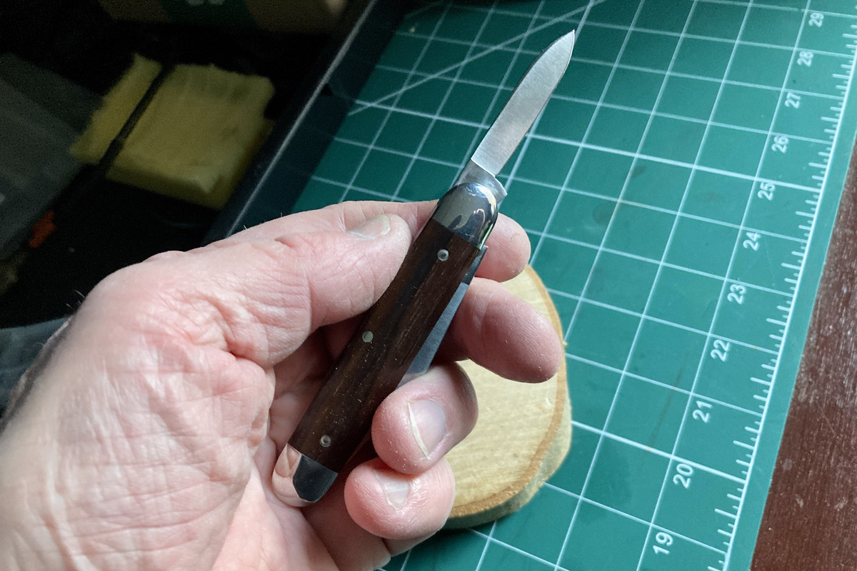 90F68340-2C64-444F-AA79-1461707E73D5