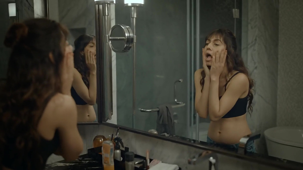 vlcsnap 2025 11 03 23h27m55s489