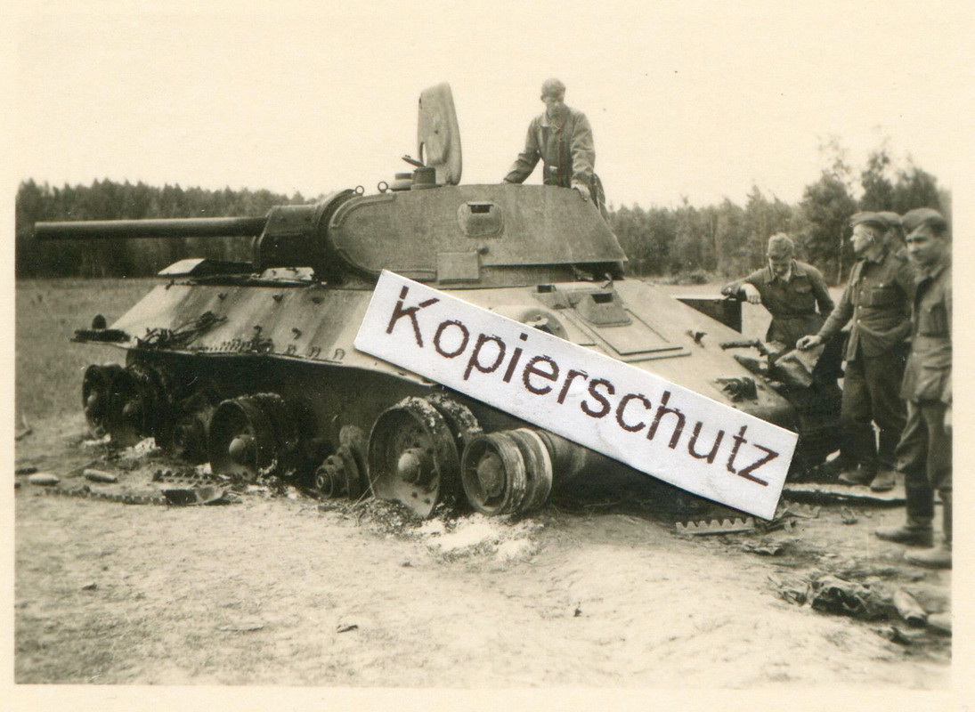 zerstörter russischer Panzer