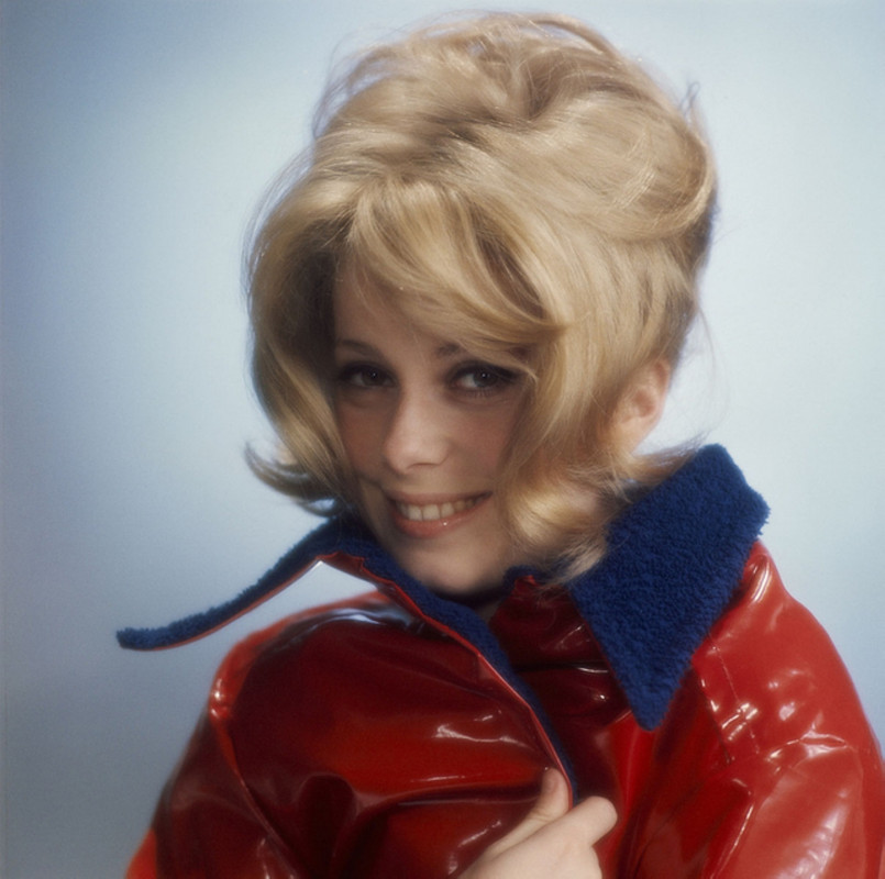 catherine_deneuve_mc37
