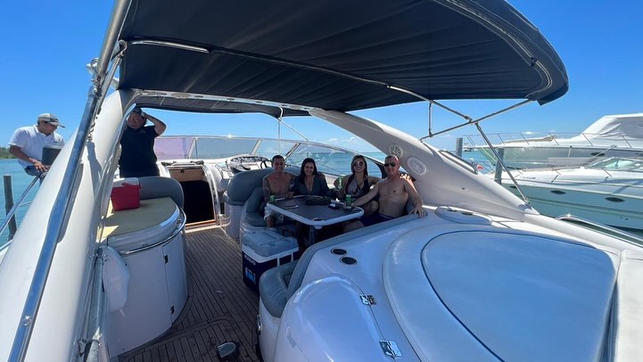 Pegasus 60 ft yacht rental Cancun - Sound system and entertainment area for yacht parties and celebrations