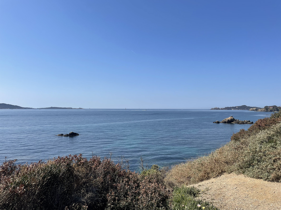 CED3E542-9ED6-4887-823D-D20166FC53BE