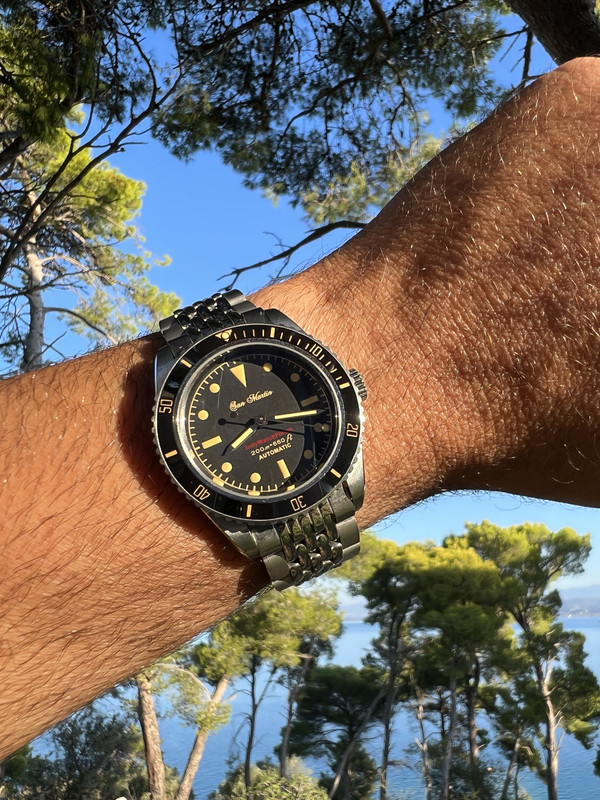 3820BBCE-2B22-4323-869C-5A1BA0E0D18C